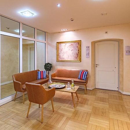 XII Apostel Albergo Köln Ngoại thất bức ảnh
