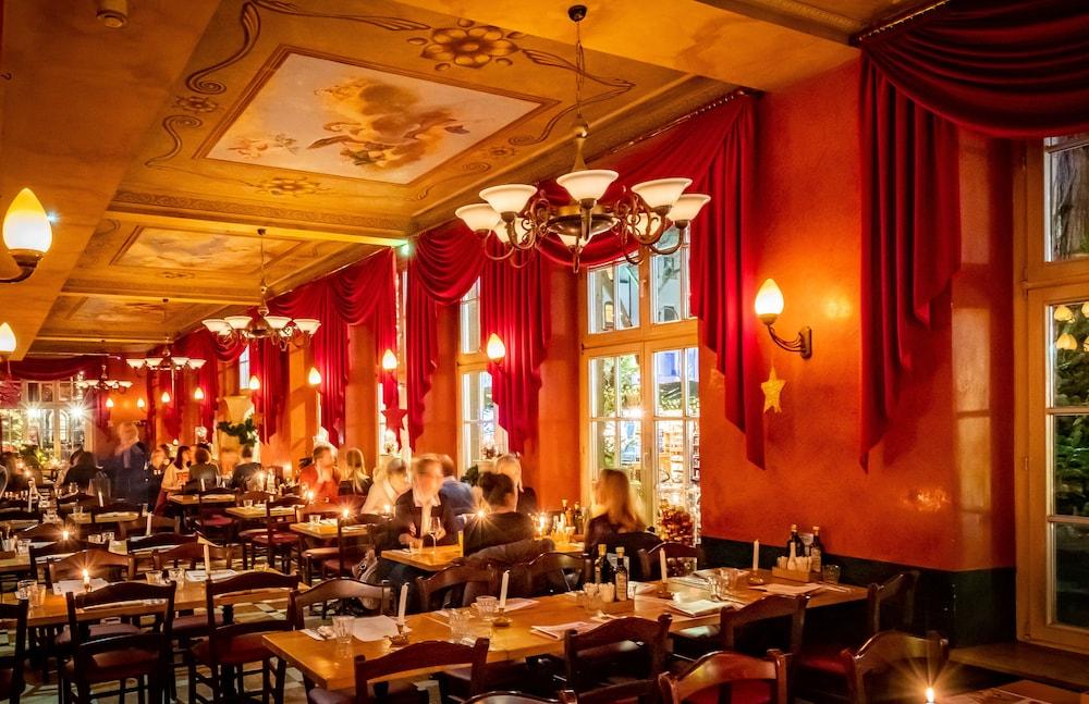 XII Apostel Albergo Köln Ngoại thất bức ảnh