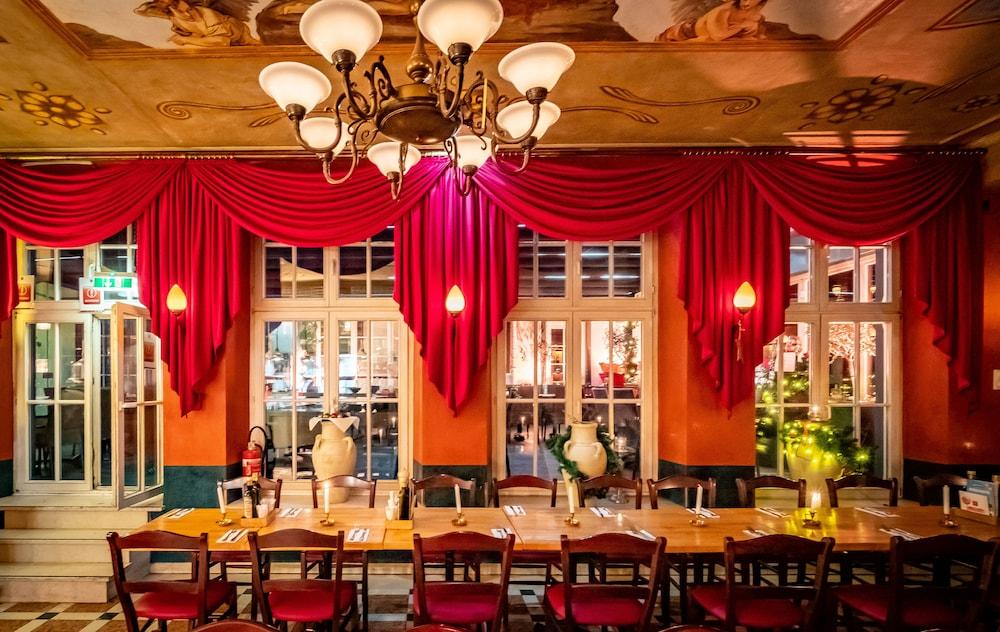 XII Apostel Albergo Köln Ngoại thất bức ảnh