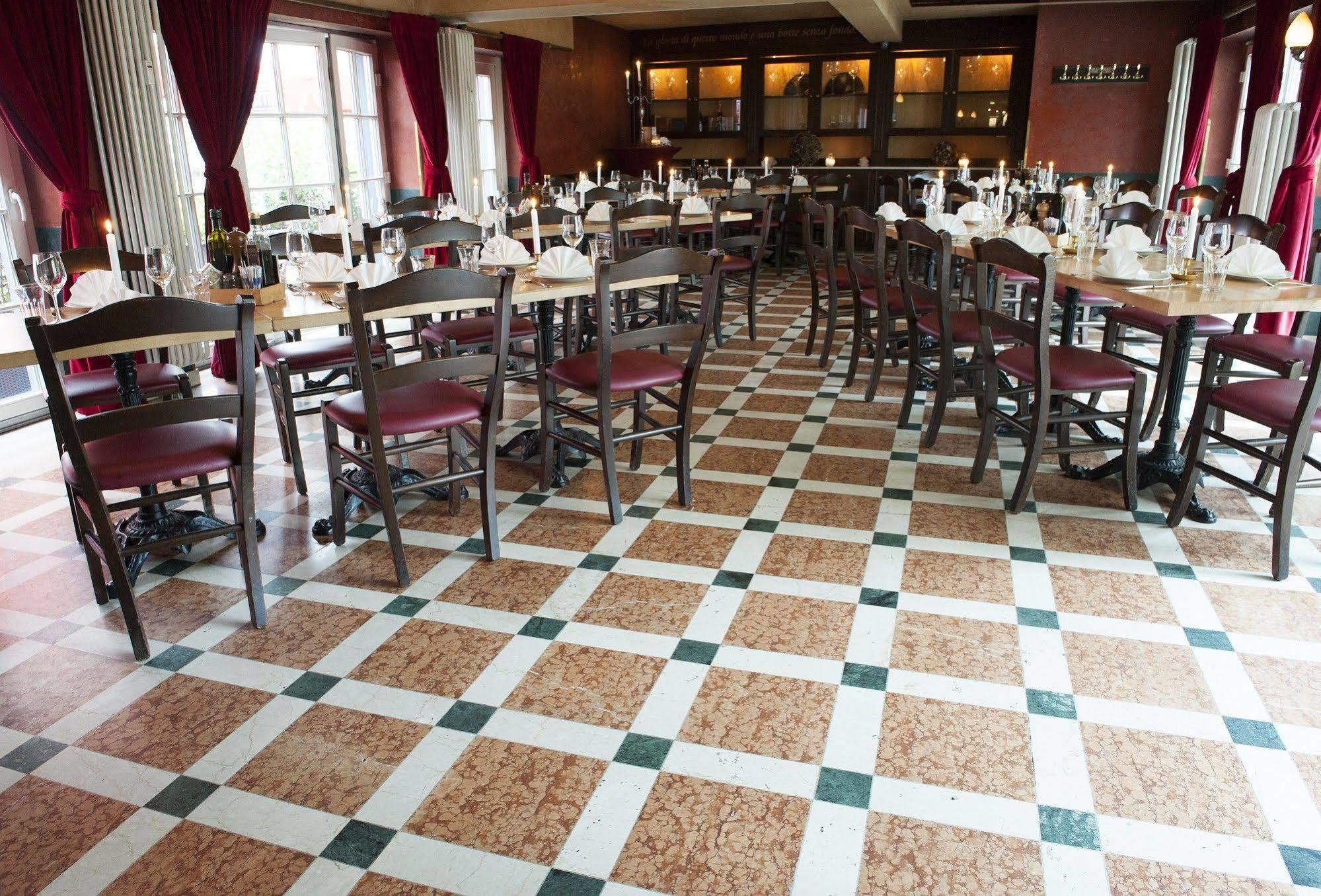 XII Apostel Albergo Köln Ngoại thất bức ảnh